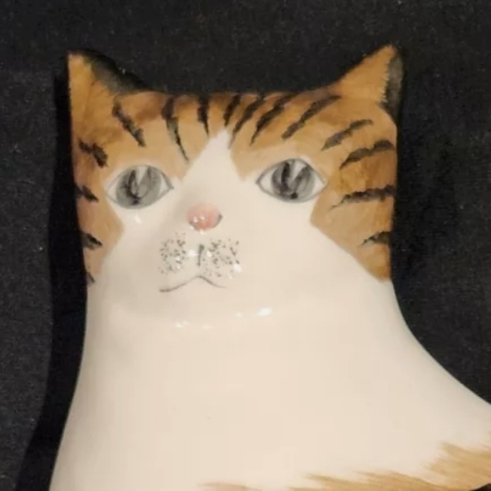 Ns Gustin Brown White Tabby Cat Statue Doorstop Bookend Handpainted VTG Folk Art - Picture 4 of 4